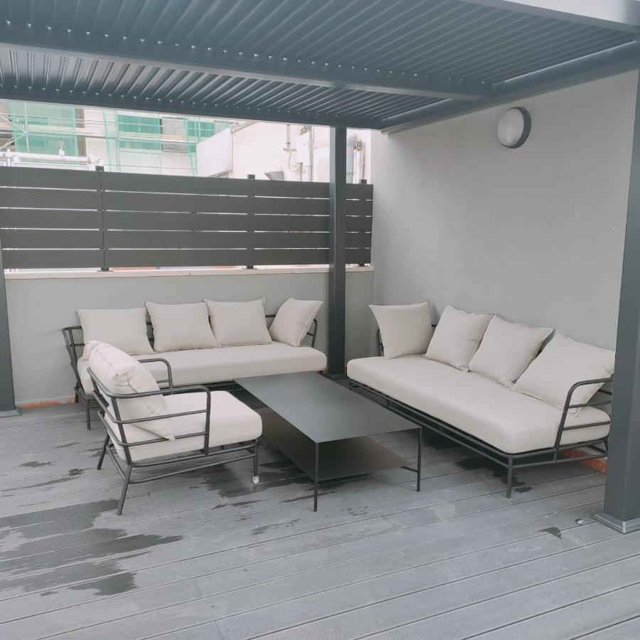 Large Terrace Luxury Apartment Sant Adria de Besos Buitenkant foto