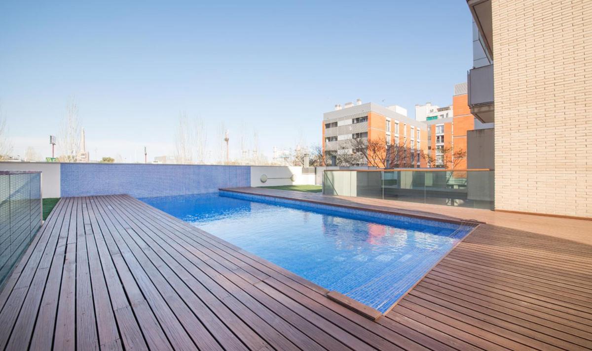 Large Terrace Luxury Apartment Sant Adria de Besos Buitenkant foto