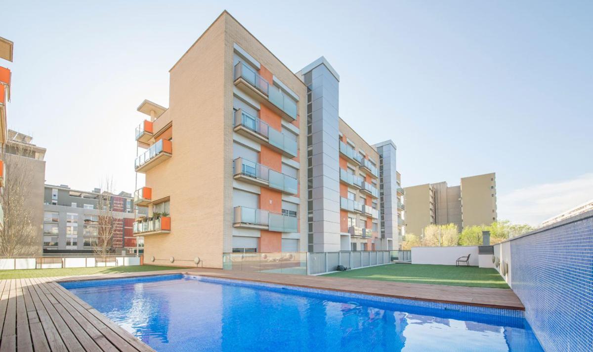Large Terrace Luxury Apartment Sant Adria de Besos Buitenkant foto